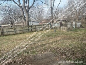 1204 Rosedale Dr in Ponca City, OK - Building Photo - Building Photo