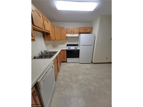 855 Highview Dr in New Richmond, WI - Building Photo - Building Photo