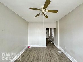 2133 S Fairfield Ave, Unit 1 in Chicago, IL - Foto de edificio - Building Photo