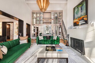 340 W 57th St in New York, NY - Building Photo - Building Photo