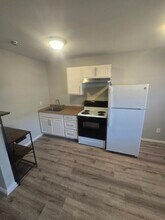 6910 Weston St, Unit #3 in Houston, TX - Foto de edificio - Building Photo