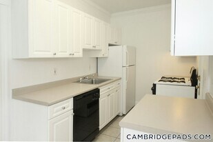 20 Chauncy St, Unit 3 in Cambridge, MA - Building Photo
