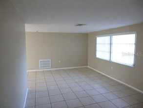 3300 Kilburn Rd in Holiday, FL - Building Photo - Building Photo