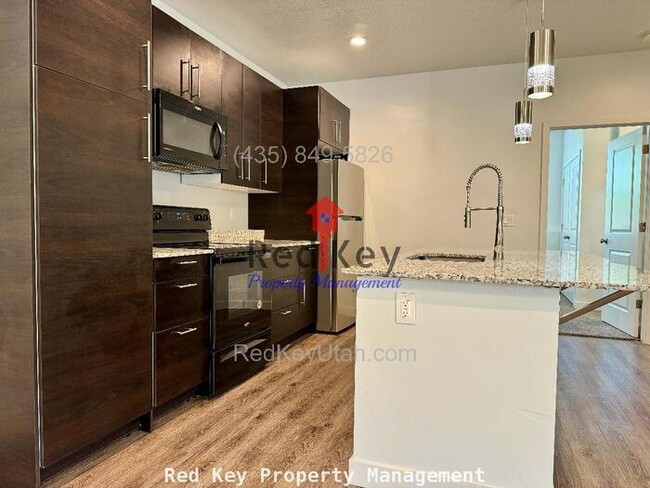 property at 553 Smelter Rd