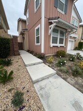 15928 Almond Ave in Chino, CA - Building Photo - Building Photo