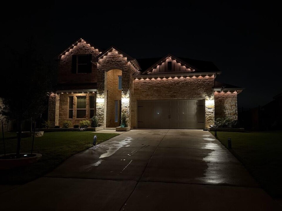 160 Venti Cove in Georgetown, TX - Foto de edificio