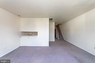 830 South St in Philadelphia, PA - Building Photo