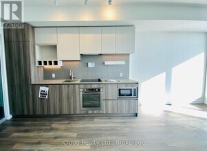 5 Buttermill Ave. in Vaughan, ON - Building Photo - Building Photo