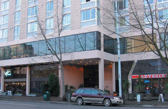 Security House Apartments in Seattle, WA - Building Photo - Building Photo