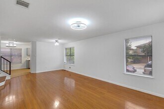 910 Crieff Cross Dr in Pflugerville, TX - Building Photo - Building Photo