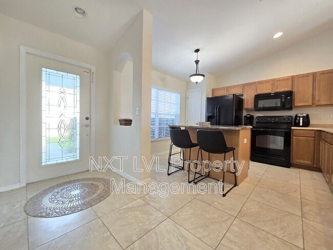 1243 NW 22nd Ave in Cape Coral, FL - Building Photo - Building Photo