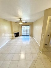 8455 W Sahara Ave in Las Vegas, NV - Building Photo - Building Photo