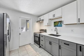 12298 Buffing Rd in Port Charlotte, FL - Building Photo - Building Photo