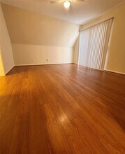 2727 Briarhurst Dr in Houston, TX - Building Photo - Building Photo