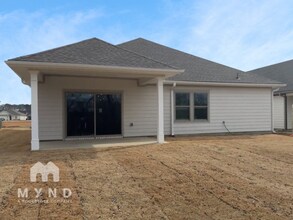 15697 Ruthie Lynn Dr in Athens, AL - Foto de edificio - Building Photo