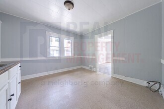 2040 W 103rd St in Cleveland, OH - Building Photo - Building Photo