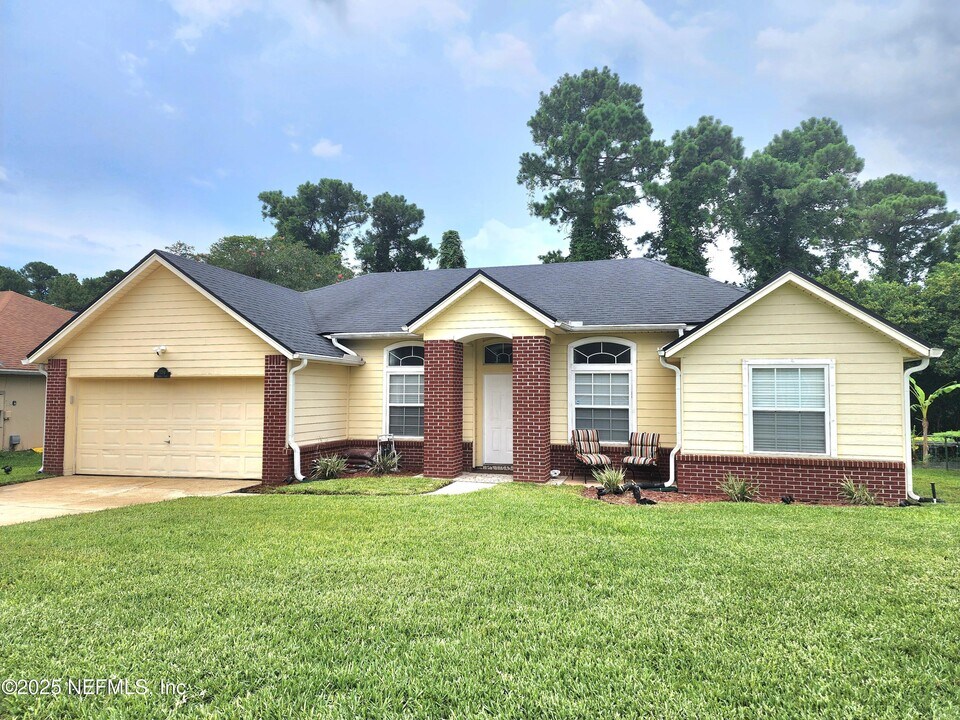 9254 Topohill Ct in Jacksonville, FL - Building Photo