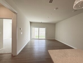 6 Stratton Dr in Woburn, MA - Building Photo - Building Photo