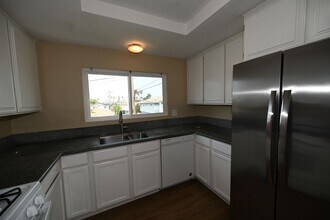 4672 Long Branch Ave in San Diego, CA - Building Photo - Building Photo