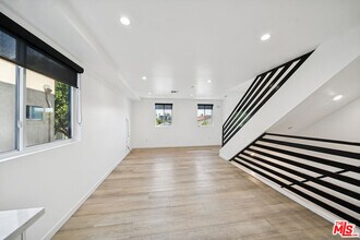 837 N Harvard Blvd in Los Angeles, CA - Building Photo - Building Photo