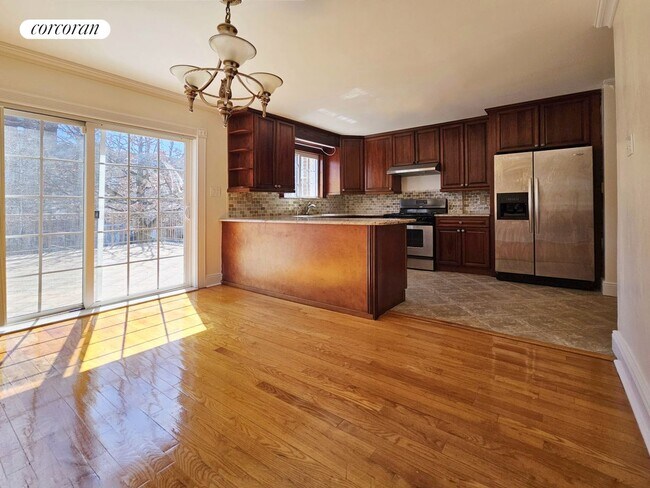 property at 147-56 78th Ave