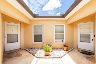 1203 Saxony Cir in Punta Gorda, FL - Building Photo - Building Photo