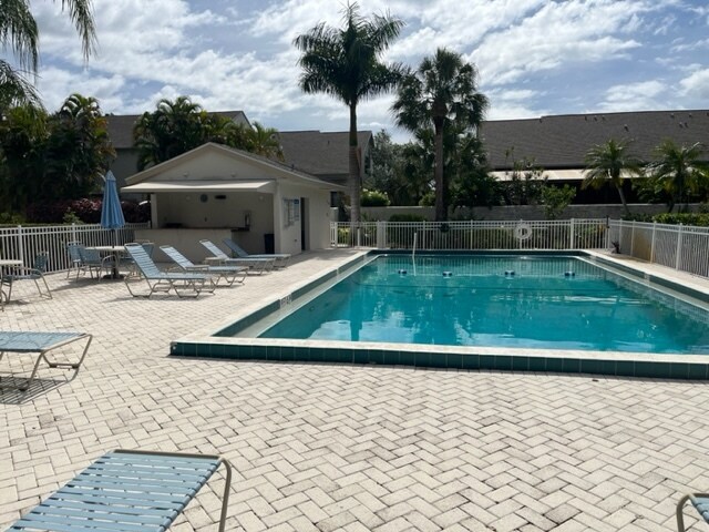 910 Vanderbilt Beach Rd, Unit 115 in Naples, FL - Building Photo - Building Photo