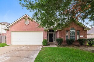 5203 Lost Cove Ln in Spring, TX - Building Photo