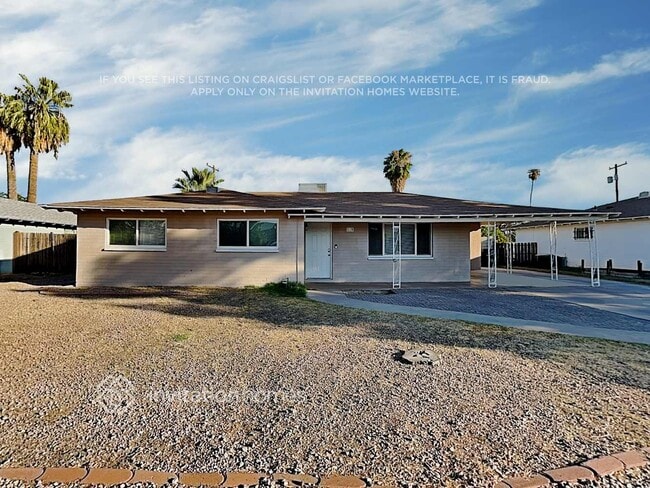 property at 1720 E Dana Ave