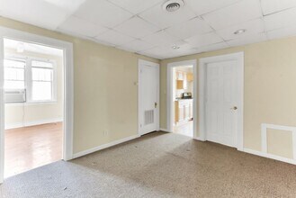 320 W 16th St in Chicago Heights, IL - Building Photo - Building Photo