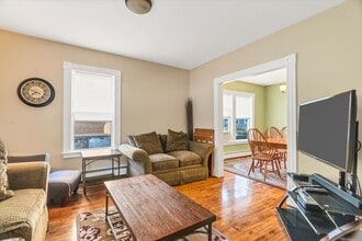 199 Sargeant St in Hartford, CT - Foto de edificio - Building Photo