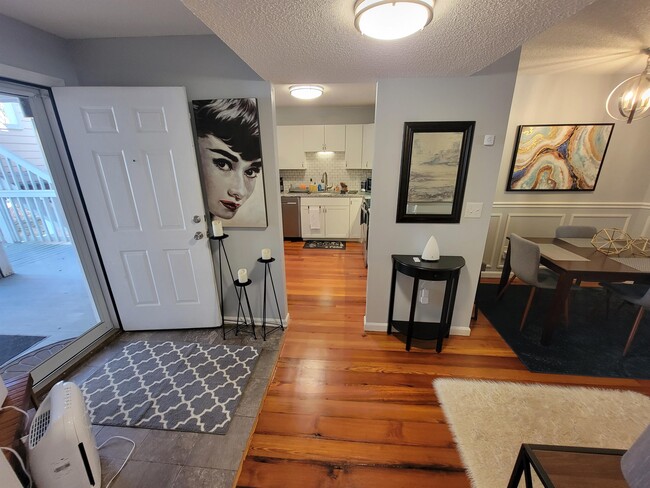 property at 1850 Atlantic Dr