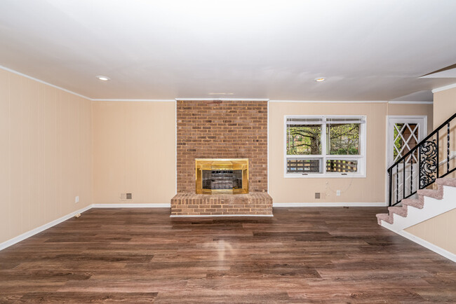 841 Worchester Ct in Birmingham, AL - Building Photo - Building Photo