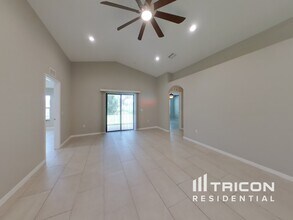112 Crossing Dr in Lakeland, FL - Building Photo - Building Photo