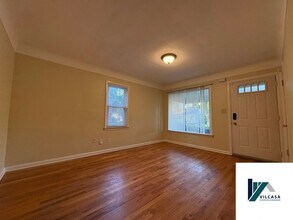3328 Hollywood St in Dearborn, MI - Foto de edificio - Building Photo