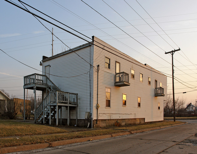 601 Colorado Ave in Lorain, OH - Foto de edificio - Building Photo