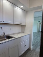 2940 NE 203rd St in Aventura, FL - Building Photo - Building Photo