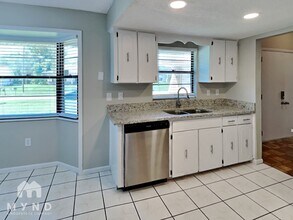 11136 Mercedes St in Spring Hill, FL - Building Photo - Building Photo
