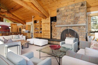 38 Fox Ln in Aspen, CO - Building Photo - Building Photo