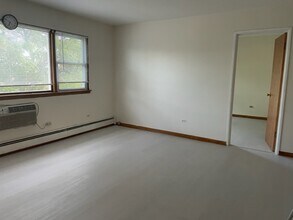 4658 S Troy St, Unit 3- S in Chicago, IL - Building Photo - Building Photo