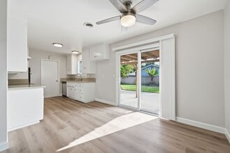 3122 W Maywood Ave in Anaheim, CA - Building Photo - Building Photo