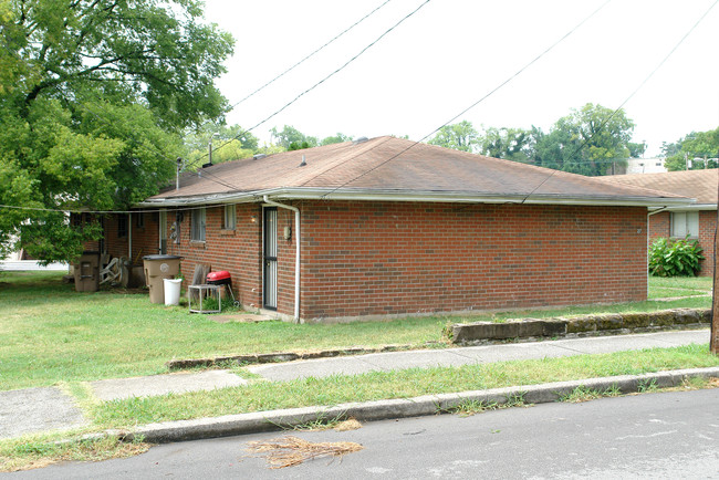 27 Hart St in Nashville, TN - Building Photo - Building Photo