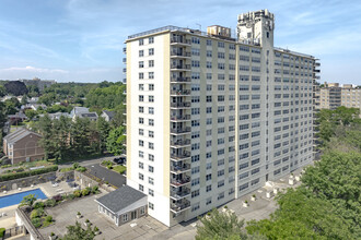 Embassy Towers in Bridgeport, CT - Building Photo - Primary Photo