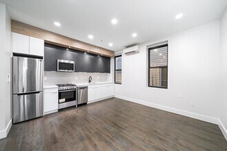 64 Irving St, Unit 206 in Jersey City, NJ - Building Photo - Building Photo