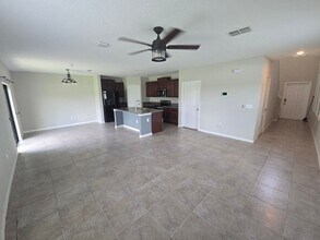 12771 Lemon Pepper Dr in Riverview, FL - Building Photo - Building Photo