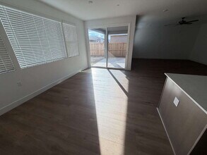 8539 Ponderosa Ave in Shafter, CA - Building Photo - Building Photo