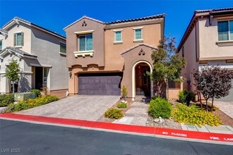 11238 Eureka Pass Ct in Las Vegas, NV - Building Photo - Building Photo