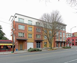 Stone Way Apartments in Seattle, WA - Building Photo - Building Photo