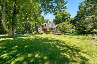 544 Old North Rd in South Kingstown, RI - Building Photo - Building Photo