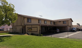 16517 Randall Ave Apartments